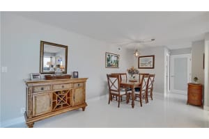 2841 N Ocean Blvd   1509 Fort Lauderdale, FL 33308 Sold 05/15/23