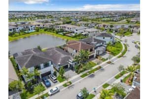 10500  Waves Way Parkland, FL 33076 Sold 06/27/23