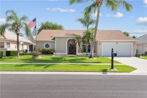 1327  Lake Breeze Dr, Wellington, FL 33414 Sold 06/30/23
