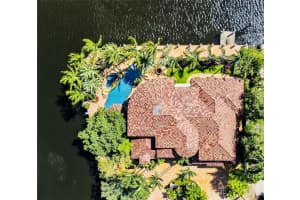 1601 SE 8th St, Fort Lauderdale, FL 33316 Sold 12/14/23
