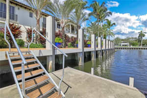 1601 SE 8th St, Fort Lauderdale, FL 33316 Sold 12/14/23