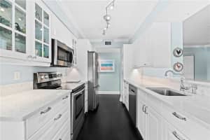 951 Nw 93rd Ave   951 Plantation, FL 33324 Sold 06/06/23