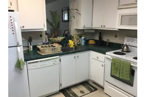 7210  Lake Circle Dr   201 Margate, FL 33063 Sold 06/08/23