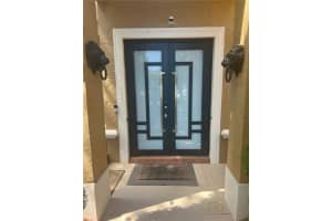 254 S Starling Lane S, Jupiter, FL 33458 Sold 06/07/23