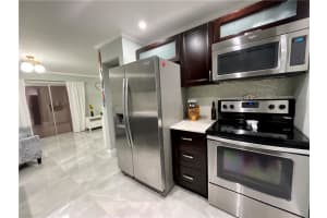 8921 Nw 28th Dr   64 D Coral Springs, FL 33065 Sold 05/17/23