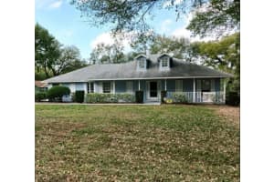 10413  Lake Hill Drive Clermont, FL 34711 Sold 06/20/23