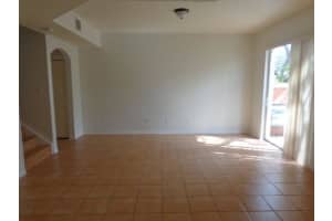 2271 Ne Mariner Ct   2609 Dania Beach, FL 33312 Sold 05/17/23