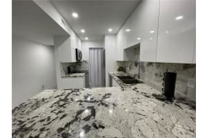 2920 Ne 8th Ter   106 Oakland Park, FL 33334 Sold 05/19/23