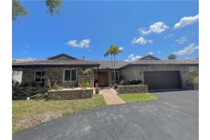 75 Sw 114th Ter Coral Springs, FL 33071 Sold 06/08/23