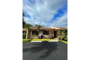 9841 Nw 16th St, Pembroke Pines