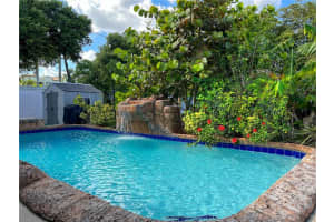 12391 Nw 29th Mnr Sunrise, FL 33323 Sold 05/15/23