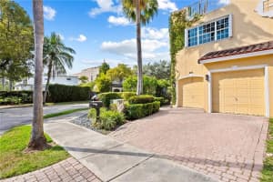 421 SW 5th Street   421, Fort Lauderdale, FL 33315 Sold 05/12/23