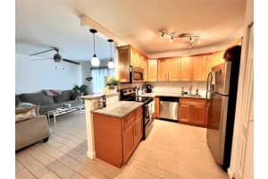 1100 Se 4th Avenue 10, Deerfield Beach, Fl 33441 Deerfield Beach, FL 33441 Sold 05/19/23
