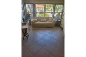 5260 NW 3rd St   B, Delray Beach, FL 33445 Sold 10/03/23