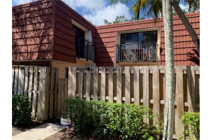 9944 NW 6 Court   9944, Plantation, FL 33324 Sold 06/21/23