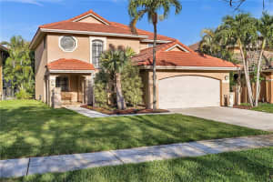 535 Nw 39th Ave Deerfield Beach, FL 33442 Sold 05/15/23