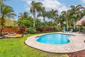 8680 SW 55th St, Cooper City, FL 33328, Sold 05/19/23