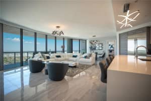 100 E Las Olas Blvd   3303, Fort Lauderdale, FL 33301 Sold 08/02/23