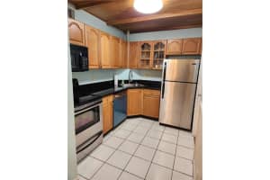 639 W Oakland Park Blvd   120-D, Oakland Park, FL 33311 Sold 06/06/23