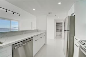7601 E Treasure Dr   2321, Miami, FL 33141 Sold 07/05/23