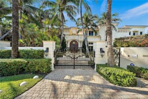 3090 S Ocean Boulevard, Manalapan, FL 33462 Sold 10/04/24