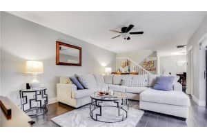 9955 NW 6th Ct, Plantation, FL 33324, Sold 05/17/23