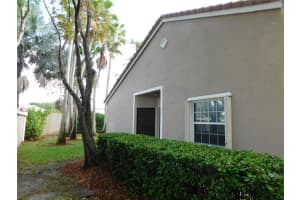 13229 Nw 7th Dr Plantation, FL 33325 Sold 05/30/23