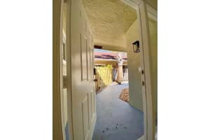 213 Nw 101 Ave Plantation, FL 33324 Sold 05/16/23