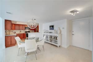3550  Galt Ocean Dr   1702 Fort Lauderdale, FL 33308 Sold 05/26/23