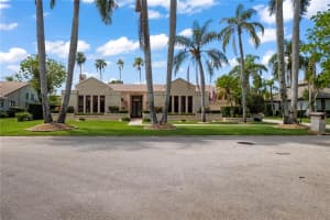 10400 NW 6th CT, Coral Springs, FL 33071 Sold 05/31/23