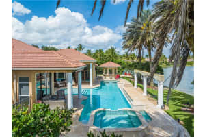 2900 W Stonebrook Cir Davie, FL 33330 Sold 07/10/23