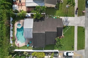 12900 SW 17th Pl, Davie, FL 33325 Sold 07/31/23