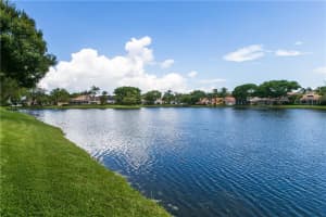 232 NW 101st Ave, Plantation, FL 33324 Sold 07/21/23