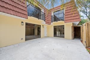 709 Nw 99th Cir 709 Plantation, FL 33324 Sold 05/18/23