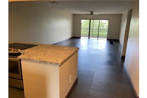 290 Racquet Club Rd 205, Weston, FL 33326 - MLS#F10376717