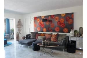 6383  Bay Club Dr   4, Fort Lauderdale, FL 33308 Sold 06/12/23