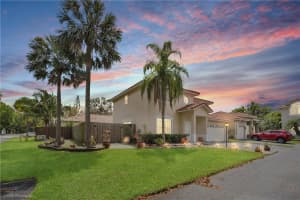 5775 Nw 99th Ct Doral, FL 33178 Sold 05/25/23