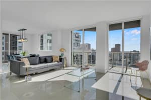 244  Biscayne Blvd   3209 Miami, FL 33132 Sold 07/18/23
