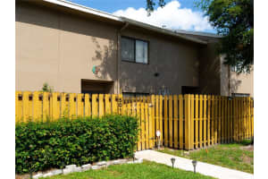 5018 S University Dr   5018 Davie, FL 33328 Sold 06/21/23