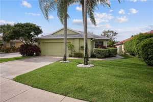 6185  Lansdowne Cir Boynton Beach, FL 33472 Sold 06/16/23