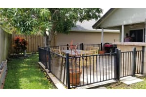 3246 Nw 122nd Ave Sunrise, FL 33323 Sold 06/09/23
