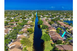 933 NW 79 Ter, Plantation, FL 33324 Sold 06/13/23