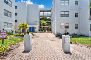 2800  Somerset Dr   315J, Lauderdale Lakes, FL 33311 Sold 12/05/23