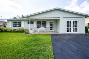 2818 Nw 52nd Ct Tamarac, FL 33309 Sold 05/25/23