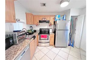 118 Nw 60th Ave   8-1 Margate, FL 33063 Sold 06/08/23