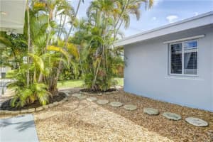 2525  Gulfstream Ln, Fort Lauderdale, FL 33312 Sold 08/31/23