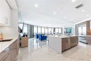 100 E Las Olas Blvd   3503, Fort Lauderdale, FL 33301 Sold 11/15/23