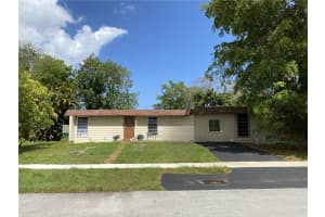 7906 NW 74th Ave, Tamarac, FL 33321 Sold 08/31/23