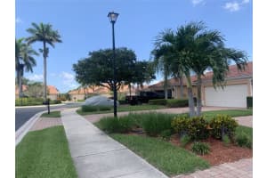14927 Volterra Ct Naples, FL 34120 Sold 08/18/23