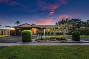 820 Sw 16th St Boca Raton, FL 33486 Sold 06/01/23